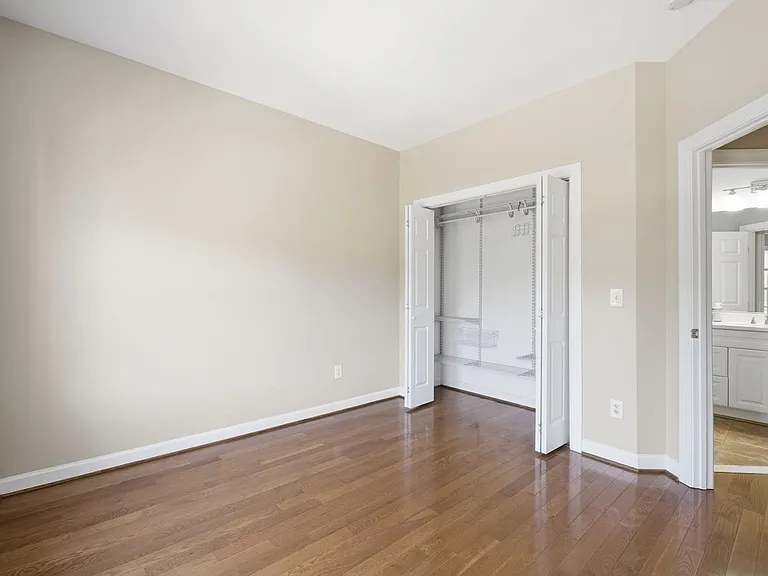 25384 Herring Creek Dr — Photo 13