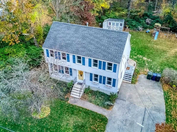 17 D St, Dracut, MA 01826