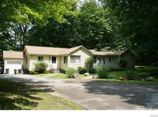 25 Oak Rd, Montrose, NY 10548