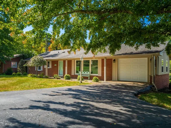 754 Crittenden Cir, Russellville, KY 42276