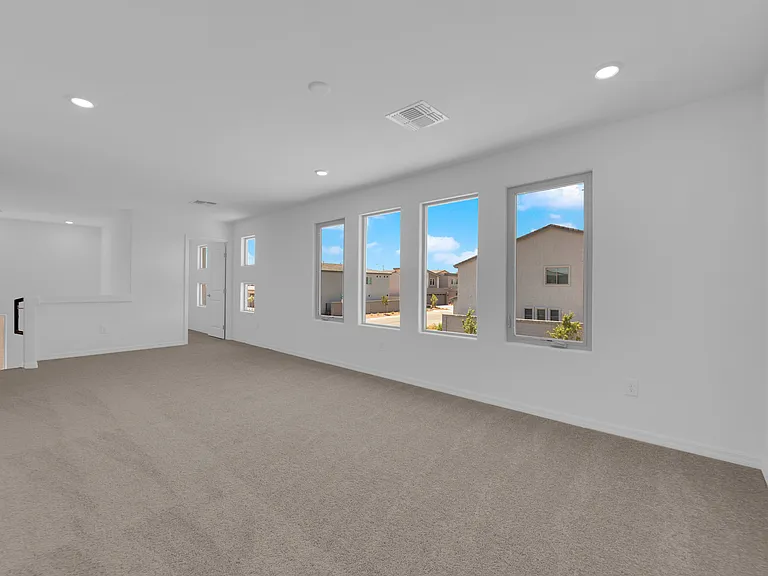 10462 Emerald Rye St — Photo 6