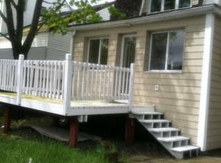 3902 Beacon Rd, Seaford, NY 11783