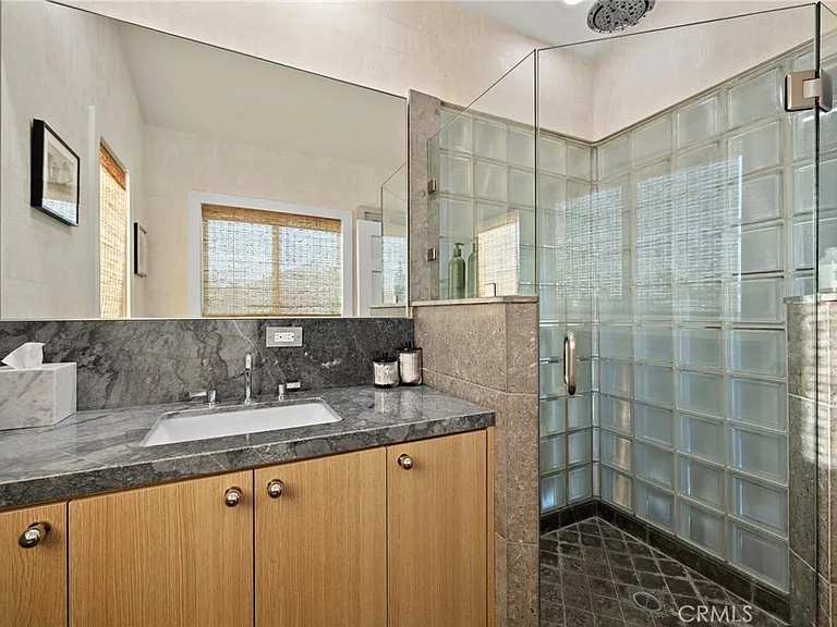 2808 Lafayette Rd — Photo 53