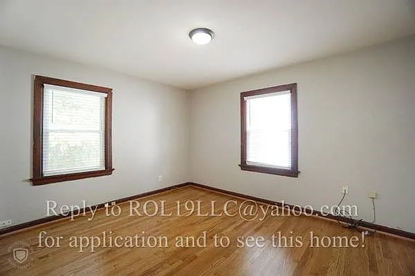 8343 Roland Ave — Photo 6