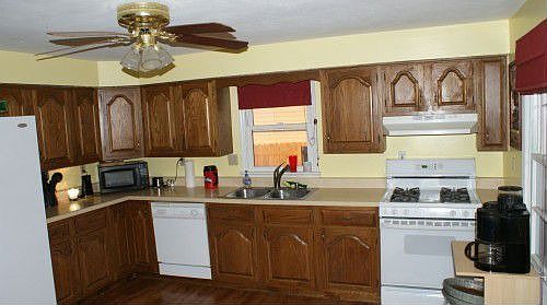 2nd image of 3026 Doddridge Ave