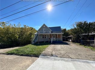 3962 39th St E, Nitro, WV 25143