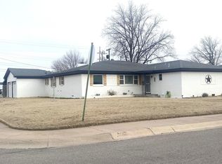 601 S 14th St, Artesia, NM 88210