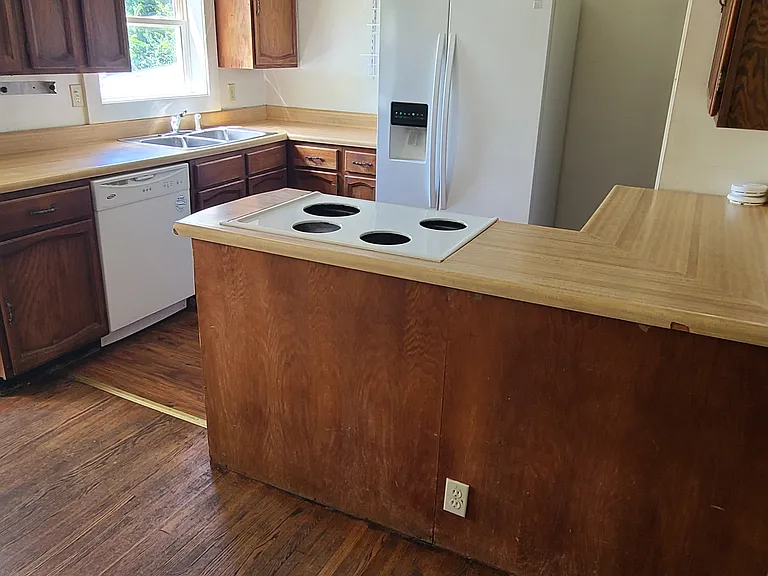 1603 N Cedar St — Photo 7