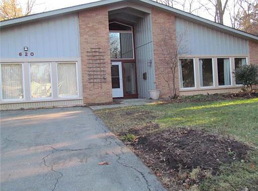 1st image of 620 Collegewood St