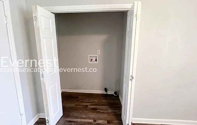 3217 Plaza Cir — Photo 20