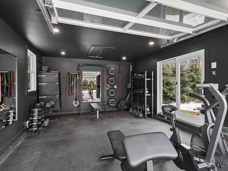 38 Sandra Rd — Photo 29