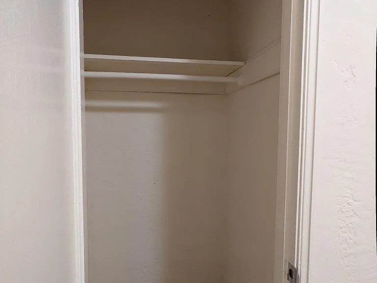 2423 Blake Street — Photo 23
