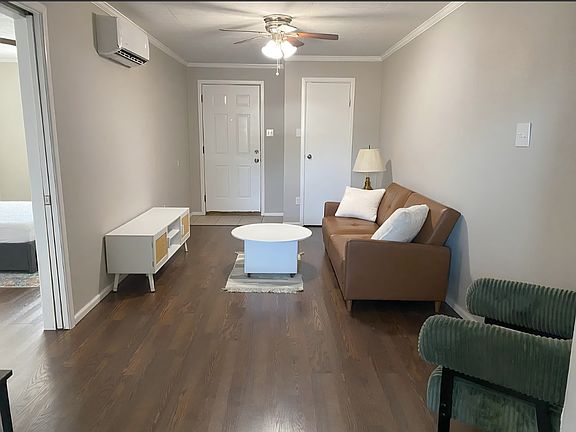 4th image of 5119 40th St #1