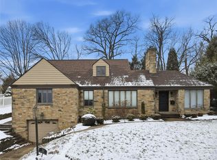 31 Woodland Dr, Pittsburgh, PA