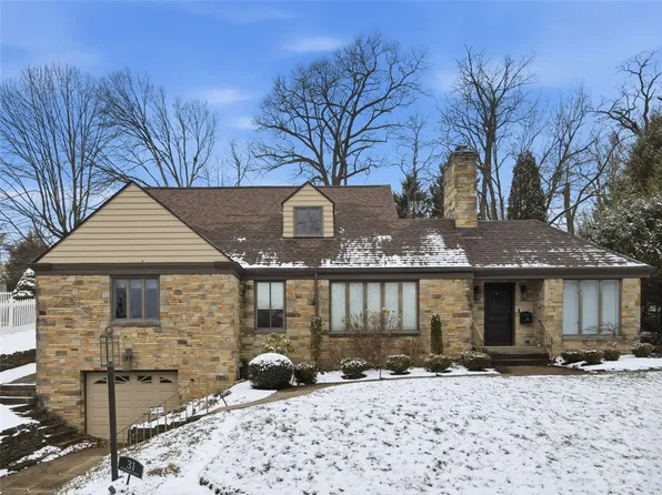 31 Woodland Dr, Pittsburgh, PA 15228