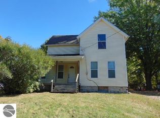 719 S Pine River St, Ithaca, MI 48847