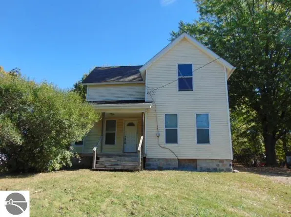 719 S Pine River St, Ithaca, MI 48847