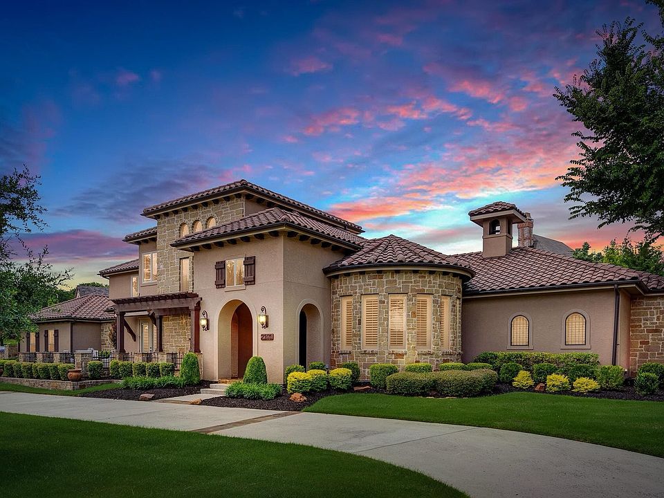 2nd image of 2101 Palomar Trl