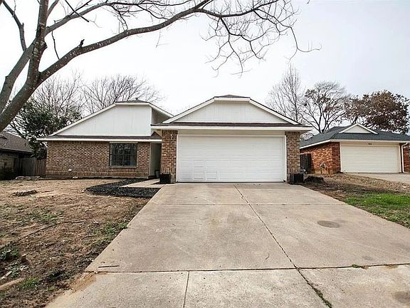 2nd image of 4002 Blueridge Ct