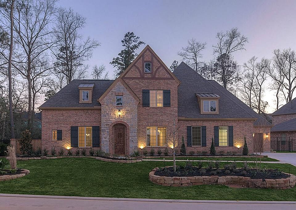 1st image of 90 N Curly Willow Cir