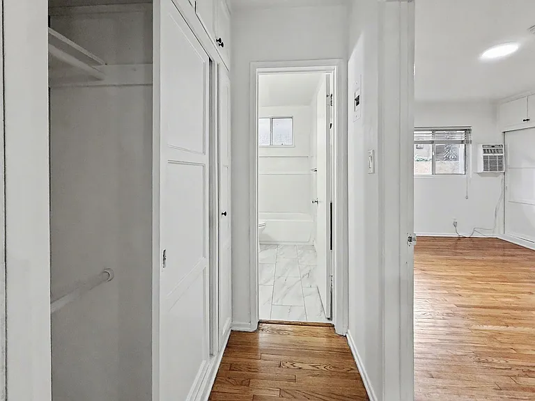 328 Doheny Properties LLC — Photo 14