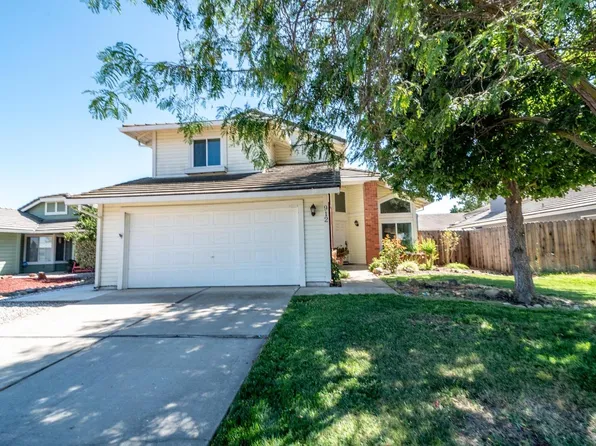 912 Vintage Oak Ave, Galt, CA 95632