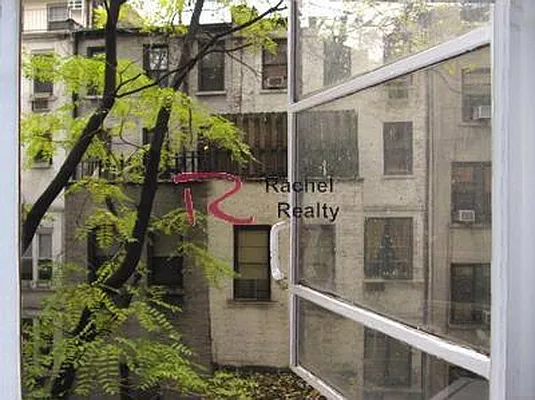 Rented by Rachel Realty | media 9