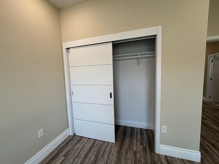 2049 Greenbriar Ter #2049 — Photo 24