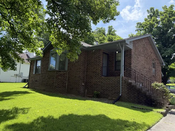 3021 Blackwood Dr, Nashville, TN 37214