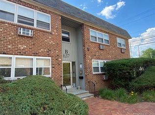 637 Cove Rd UNIT B15, Stamford, CT 06902