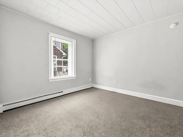121 Sharpless St — Photo 12