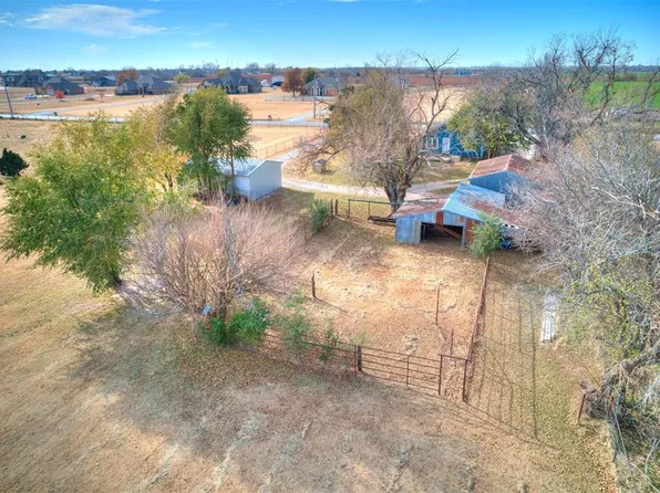 504 S Frisco Rd, Tuttle, OK 73089