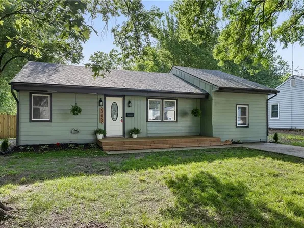 305 S Sunset Dr, Olathe, KS 66061