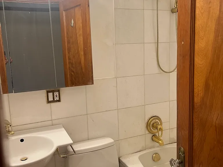 1122 W Columbia Ave #1 — Photo 16