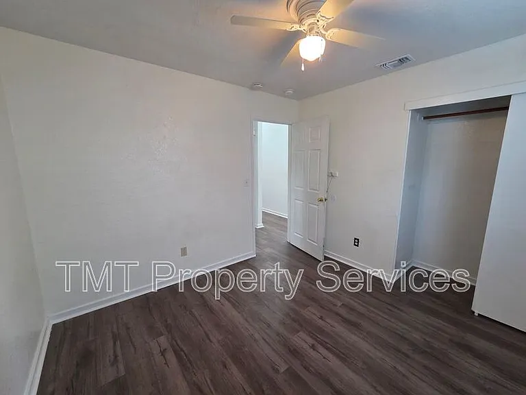 2234 Wall St — Photo 27