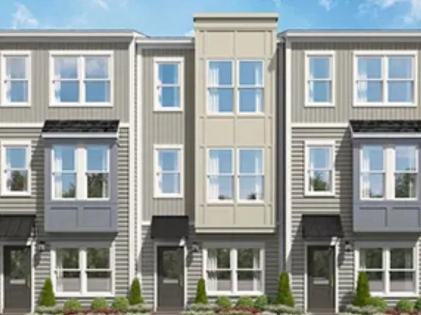 1952 Robin Hill Ln, Raleigh, NC 27610