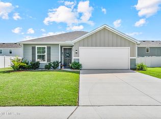 583 HERITAGE CROSSING Drive, Macclenny, FL 32063