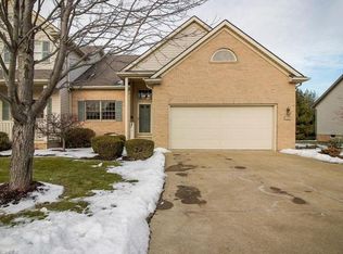 4541 Amberidge Ave NW, Canton, OH 44708