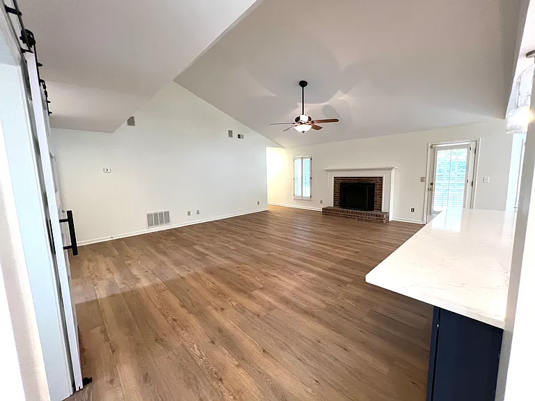 2179 Heritage Trace Dr — Photo 10