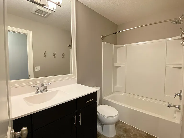 6900 Crosby Ct — Photo 18