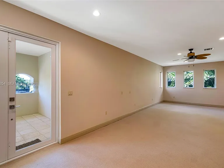 129 Gavilan Ave — Photo 24