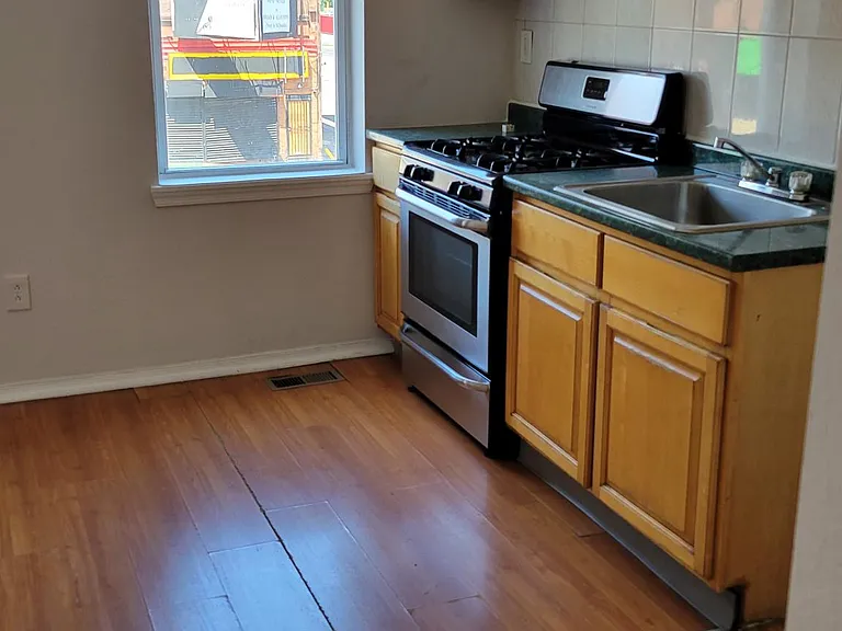 2819 N Broad St #3 — Photo 1
