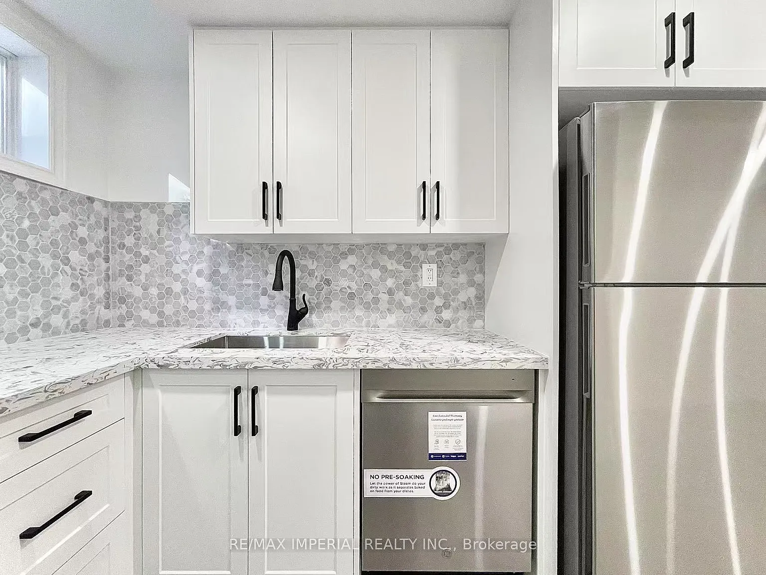 3 bed, $2,250 — Photo 3