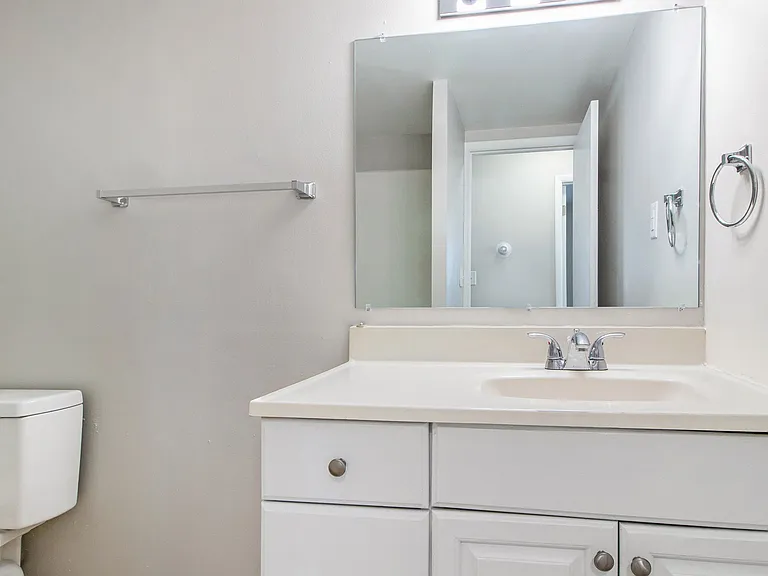 18638 Van Horn Rd #9 — Photo 11