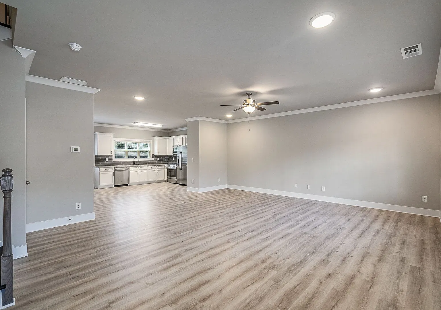 4 BR/ 3BA Near Downtown Athens — Photo 4