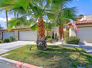 203 Lakecrest Ln, Palm Desert, CA 92260