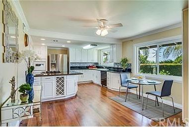 4th image of 5704 Sunmist Dr