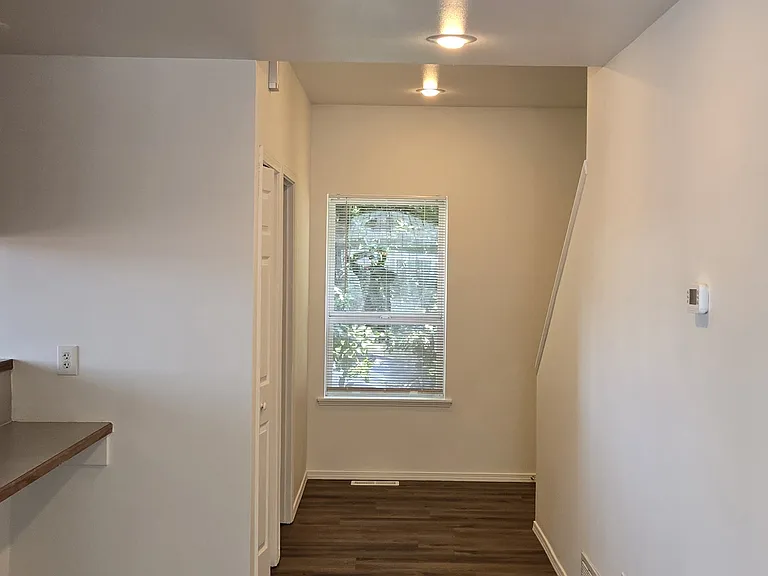 620 SW 155th St #1A — Photo 31