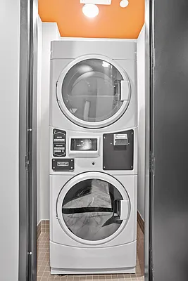 Rented by Skyhigh Realty NYC LLC | media 30