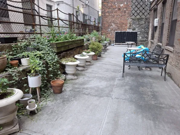 478 West 158th Street image 10 of 12